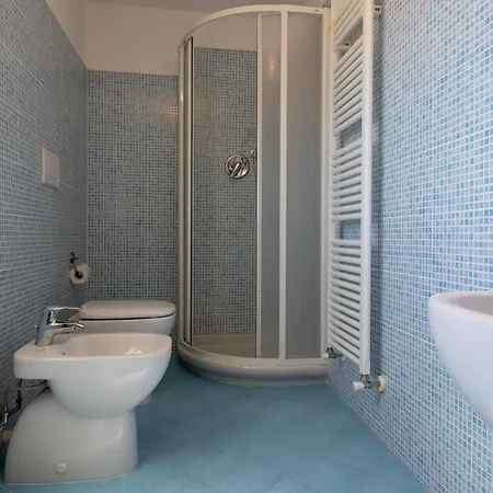 256 - Casa San Bernardo Vista Mare, Nel Di 아파트